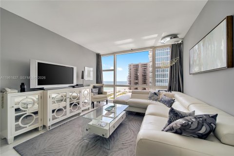 Copropriété à vendre à Miami Beach, Floride: 2 chambres, 102.47 m2 № 2336458 - photo 6