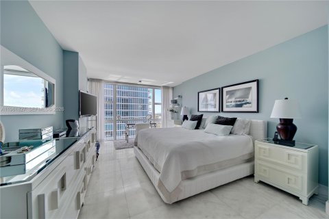 Copropriété à vendre à Miami Beach, Floride: 2 chambres, 102.47 m2 № 2336458 - photo 4