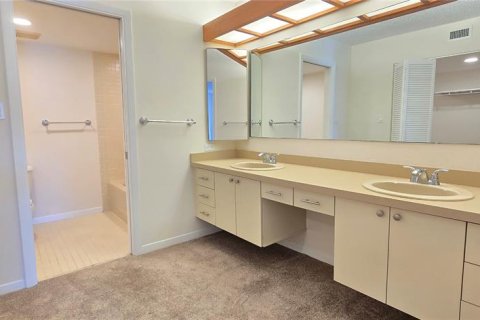 Copropriété à vendre à Clearwater, Floride: 2 chambres, 145.39 m2 № 1441312 - photo 18