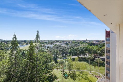 Condominio en venta en Lauderhill, Florida, 2 dormitorios, 106.84 m2 № 1937414 - foto 17