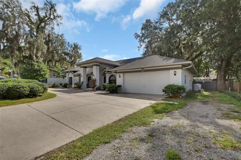 Casa en venta en DeLand, Florida, 4 dormitorios, 224.73 m2 № 2195752 - foto 3