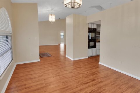 Casa en venta en DeLand, Florida, 4 dormitorios, 224.73 m2 № 2195752 - foto 20