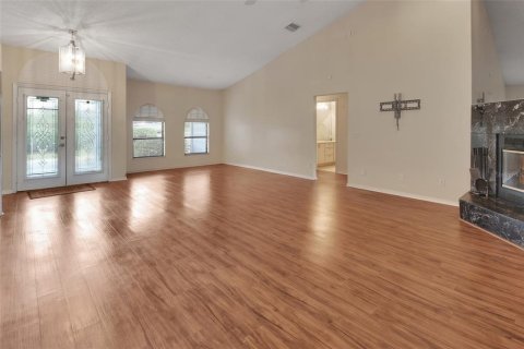 Casa en venta en DeLand, Florida, 4 dormitorios, 224.73 m2 № 2195752 - foto 8