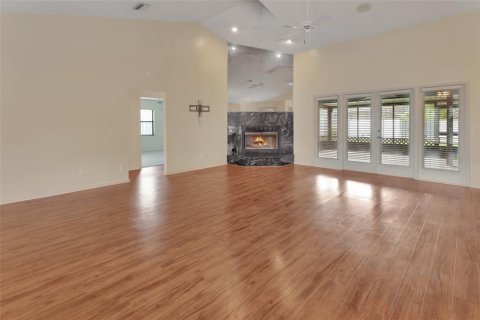 Casa en venta en DeLand, Florida, 4 dormitorios, 224.73 m2 № 2195752 - foto 6