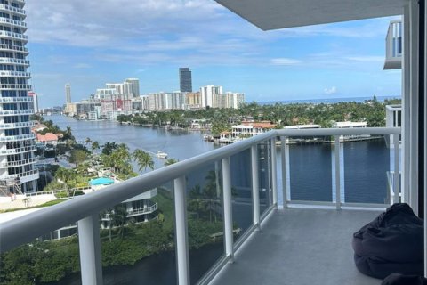 Copropriété à vendre à Aventura, Floride: 2 chambres, 95.04 m2 № 1965936 - photo 6