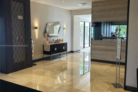 Copropriété à vendre à Aventura, Floride: 2 chambres, 95.04 m2 № 1965936 - photo 10