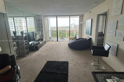 Copropriété à vendre à Aventura, Floride: 2 chambres, 95.04 m2 № 1965936 - photo 22