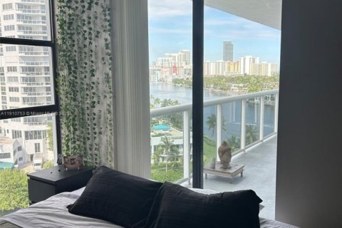 Copropriété à vendre à Aventura, Floride: 2 chambres, 95.04 m2 № 1965936 - photo 27