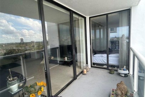 Copropriété à vendre à Aventura, Floride: 2 chambres, 95.04 m2 № 1965936 - photo 28