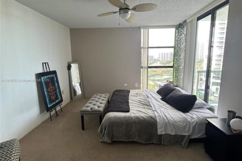 Copropriété à vendre à Aventura, Floride: 2 chambres, 95.04 m2 № 1965936 - photo 25