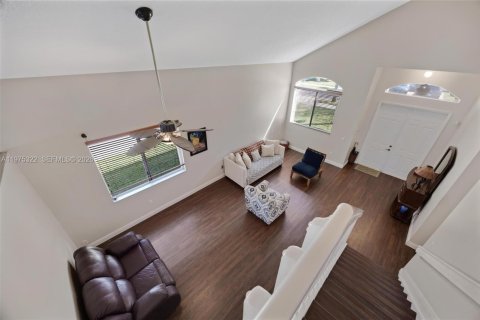 Villa ou maison à vendre à Homestead, Floride: 4 chambres, 216.09 m2 № 2042448 - photo 16