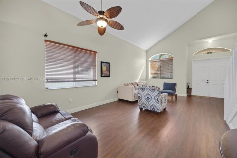 Villa ou maison à vendre à Homestead, Floride: 4 chambres, 216.09 m2 № 2042448 - photo 5