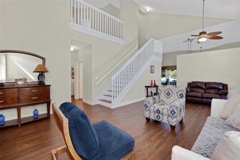 Villa ou maison à vendre à Homestead, Floride: 4 chambres, 216.09 m2 № 2042448 - photo 4