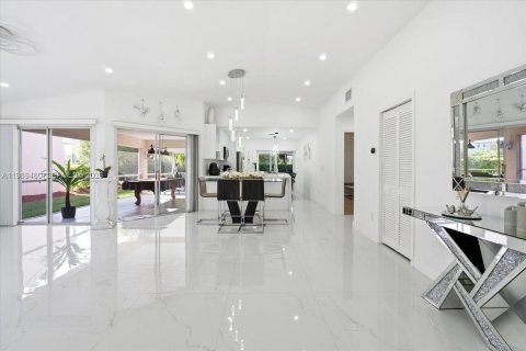 Villa ou maison à vendre à Homestead, Floride: 2 chambres, 129.78 m2 № 2052010 - photo 9