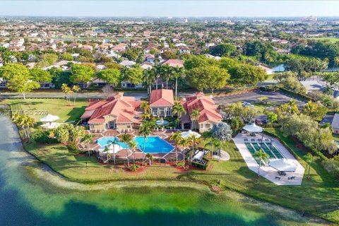 Villa ou maison à vendre à Homestead, Floride: 2 chambres, 129.78 m2 № 2052010 - photo 28