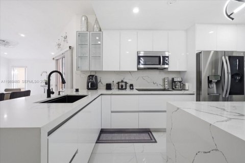 Villa ou maison à vendre à Homestead, Floride: 2 chambres, 129.78 m2 № 2052010 - photo 1