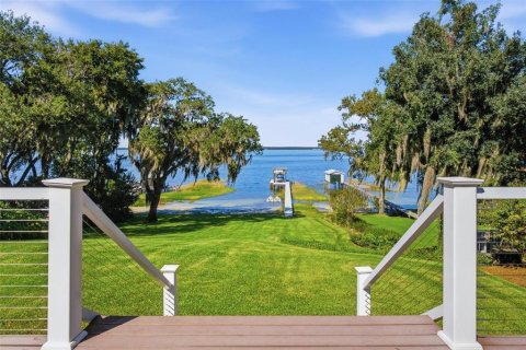 Villa ou maison à vendre à Weirsdale, Floride: 4 chambres, 240.8 m2 № 2424218 - photo 2
