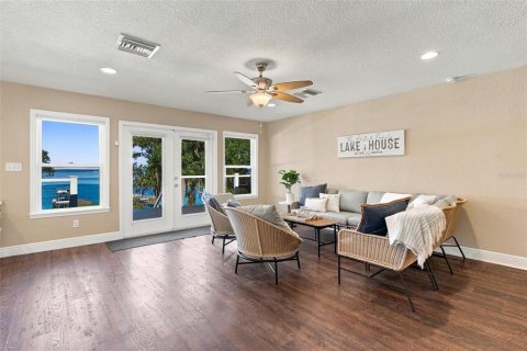 Villa ou maison à vendre à Weirsdale, Floride: 4 chambres, 240.8 m2 № 2424218 - photo 18