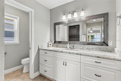 Villa ou maison à vendre à Weirsdale, Floride: 4 chambres, 240.8 m2 № 2424218 - photo 23