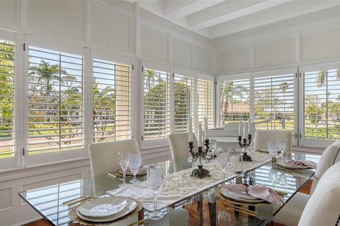 House in Sarasota, Florida 5 bedrooms, 444.26 sq.m. № 2216494 - photo 27