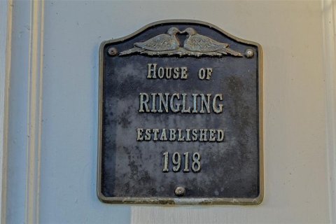 House in Sarasota, Florida 5 bedrooms, 444.26 sq.m. № 2216494 - photo 3
