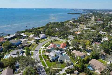 House in Sarasota, Florida 5 bedrooms, 444.26 sq.m. № 2216494 - photo 4