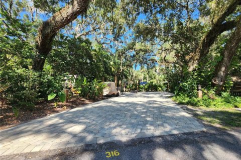 Land in River Ranch, Florida № 1850153 - photo 1