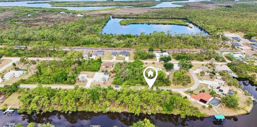 Land in Port Charlotte, Florida № 2166186