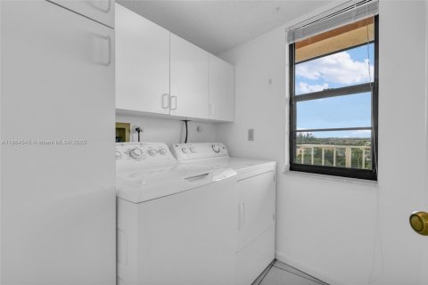 Copropriété à vendre à Delray Beach, Floride: 3 chambres, 148.55 m2 № 1925999 - photo 10
