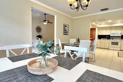 Villa ou maison à louer à Clearwater, Floride: 4 chambres, 227.24 m2 № 2376725 - photo 9