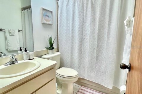 Villa ou maison à louer à Clearwater, Floride: 4 chambres, 227.24 m2 № 2376725 - photo 22