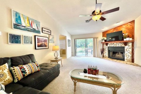 Villa ou maison à louer à Clearwater, Floride: 4 chambres, 227.24 m2 № 2376725 - photo 3