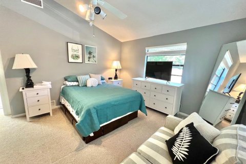 Villa ou maison à louer à Clearwater, Floride: 4 chambres, 227.24 m2 № 2376725 - photo 17