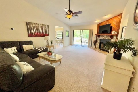 Villa ou maison à louer à Clearwater, Floride: 4 chambres, 227.24 m2 № 2376725 - photo 2