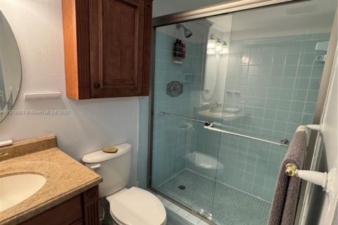 Condo in Margate, Florida, 2 bedrooms № 1974259 - photo 2