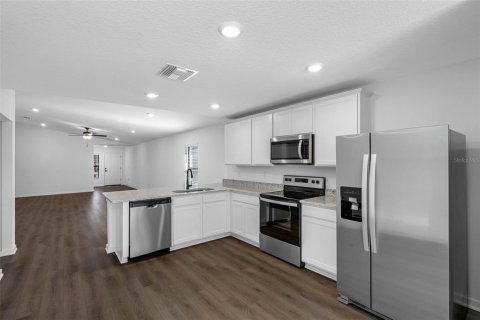Casa en venta en Brooksville, Florida, 3 dormitorios, 158.58 m2 № 1773400 - foto 3
