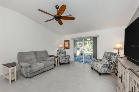 Casa en venta en North Port, Florida, 3 dormitorios, 152.27 m2 № 1510382 - foto 4