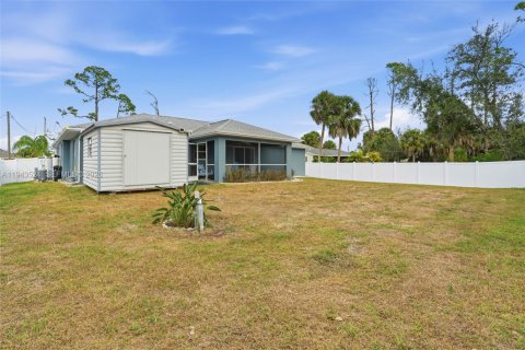 Купить виллу или дом в Норт-Порт, Флорида 3 спальни, 128.3м2, № 2002468 - фото 28