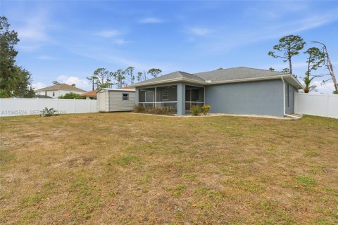 Купить виллу или дом в Норт-Порт, Флорида 3 спальни, 128.3м2, № 2002468 - фото 29