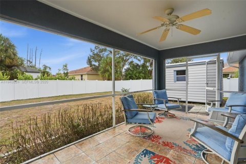 Купить виллу или дом в Норт-Порт, Флорида 3 спальни, 128.3м2, № 2002468 - фото 23