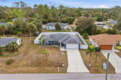 Купить виллу или дом в Норт-Порт, Флорида 3 спальни, 128.3м2, № 2002468 - фото 26