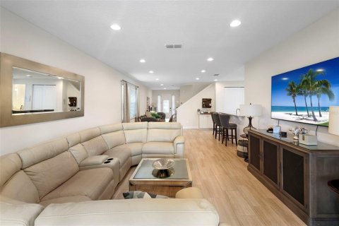 Купить виллу или дом в Киссимми, Флорида 8 комнат, 308.16м2, № 1833009 - фото 14