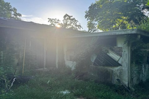 House in Ocala, Florida 3 bedrooms, 125.23 sq.m. № 1894063 - photo 28