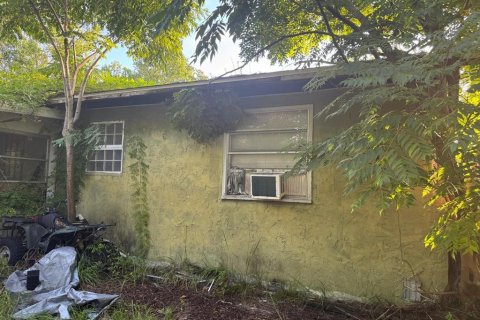 House in Ocala, Florida 3 bedrooms, 125.23 sq.m. № 1894063 - photo 15