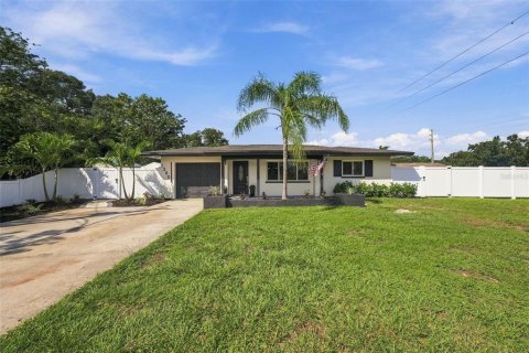 Villa ou maison à vendre à Clearwater, Floride: 4 chambres, 125.51 m2 № 2412700 - photo 2