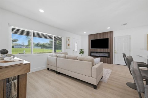 Villa ou maison à vendre à Clearwater, Floride: 4 chambres, 125.51 m2 № 2412700 - photo 7