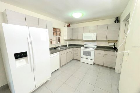 Купить виллу или дом в Киссимми, Флорида 3 комнаты, 136.57м2, № 1880685 - фото 10