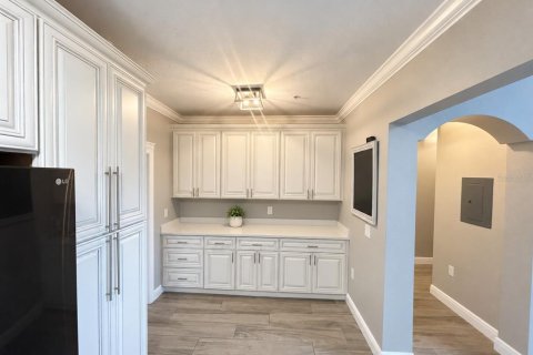 Condo in Clearwater, Florida, 2 bedrooms № 2342448 - photo 5