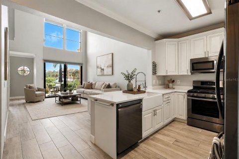 Condo in Clearwater, Florida, 2 bedrooms № 2342448 - photo 6