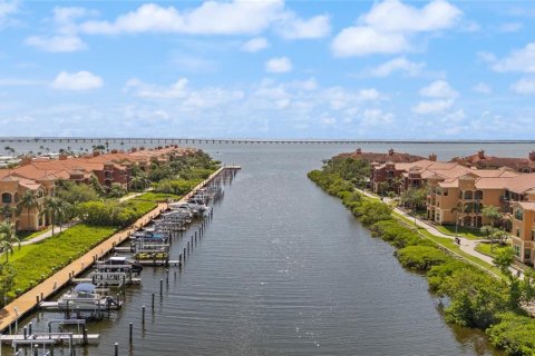 Condo in Clearwater, Florida, 2 bedrooms  № 2342448